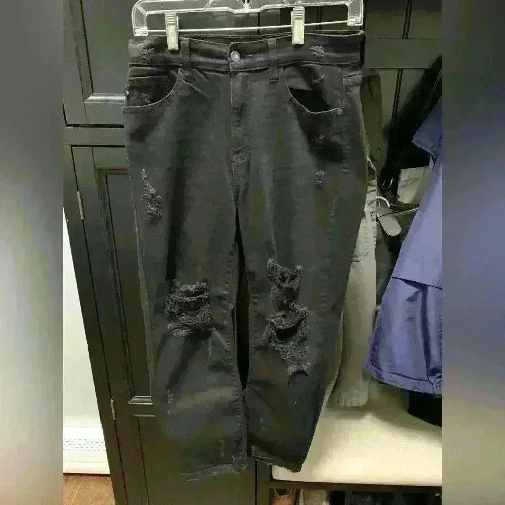 Judy Blue Black Distressed Boyfriend fit size 5/27 Jeans